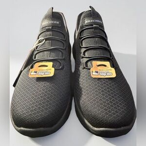 NWT Women’s Skechers Summits Sr. Enslee Black Size 8W